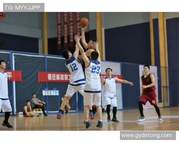 浙江广厦篮球队精彩瞬间集锦展现团队风采与拼搏精神